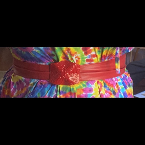 Red vintage 90’s belt - Picture 2 of 5